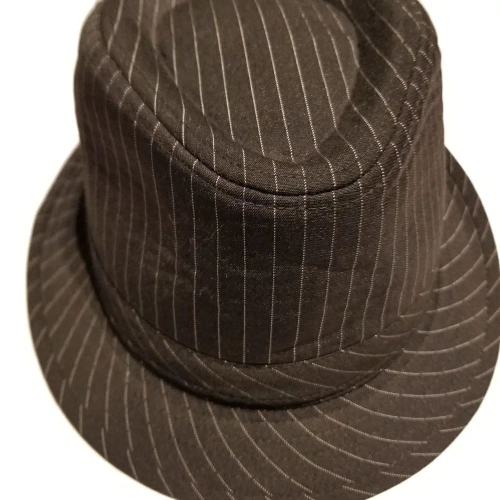 BRAND NEW"S BLACK WITH THING WHITE LINE HATS